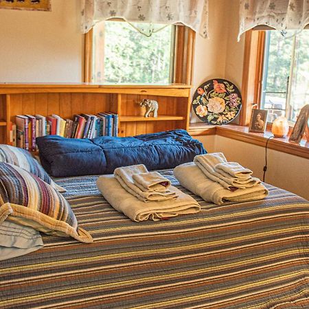 Healing Ponds Farm Villa Buxton Ngoại thất bức ảnh